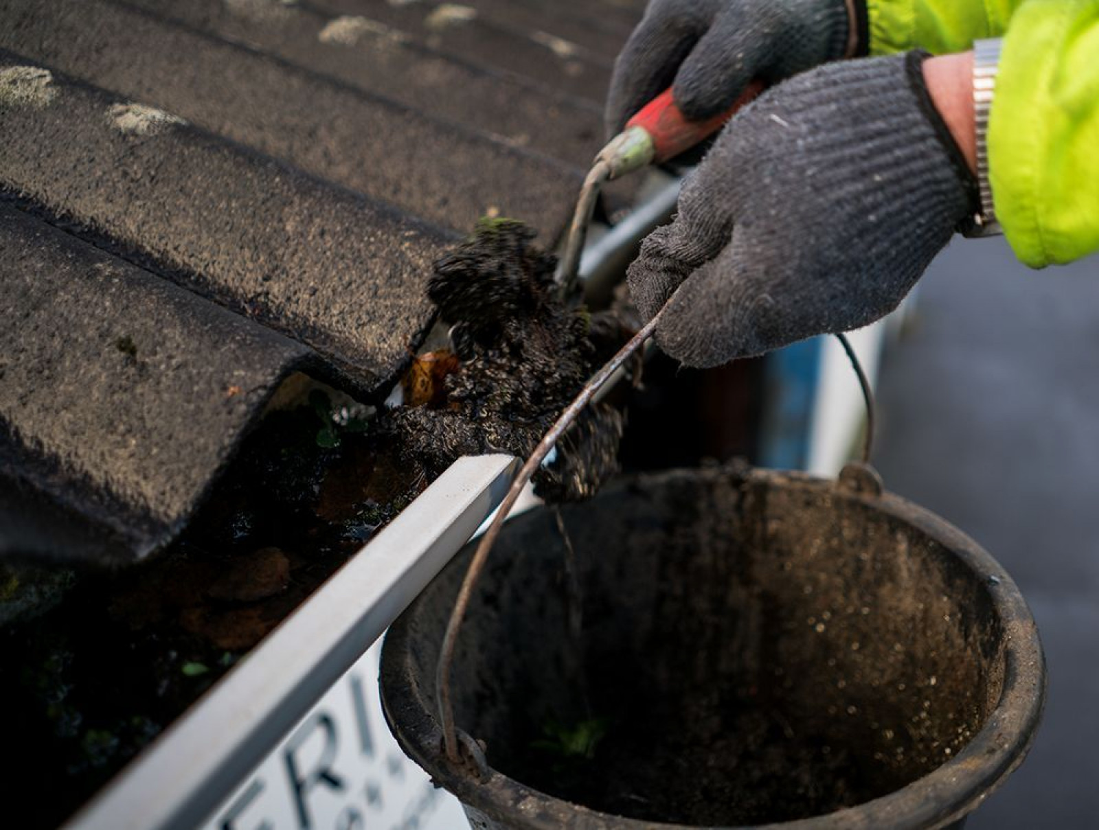 Rens af tagrender - Odense